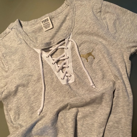 Like NEW! PINK VSC a campus tee - Picture 3 of 7